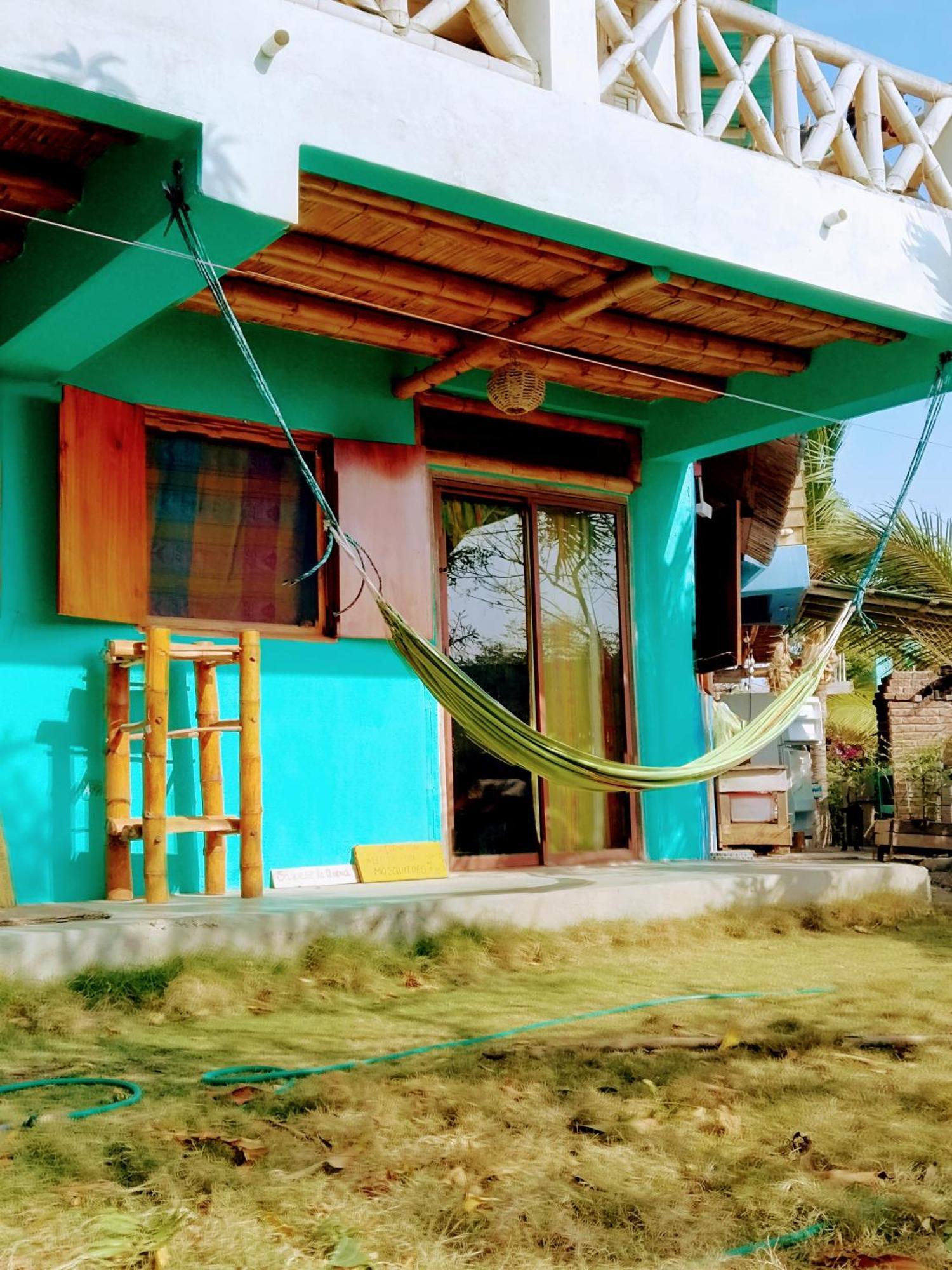 Hostal Puerto Engabao "El Surf Shelter" Номер фото