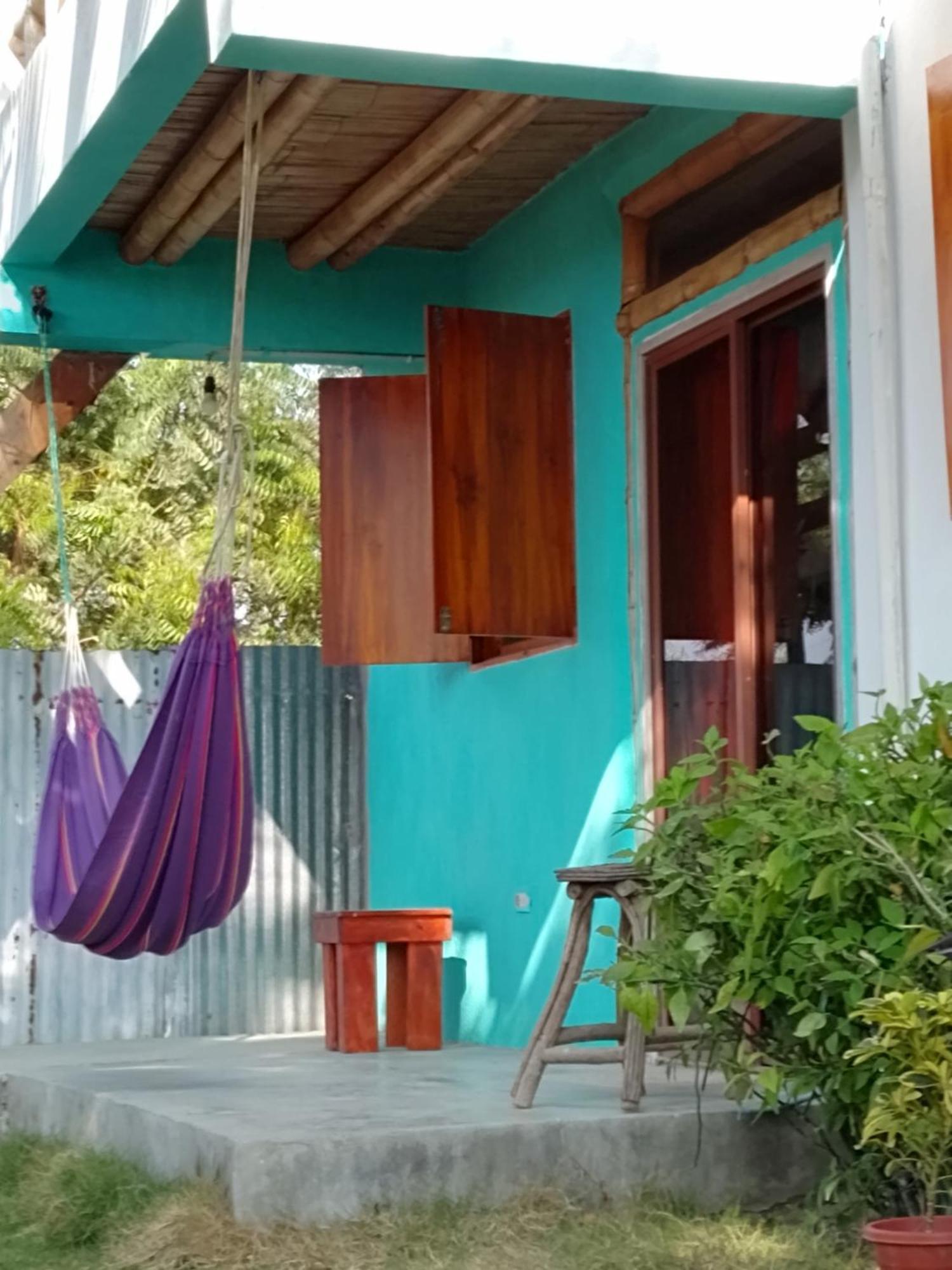 Hostal Puerto Engabao "El Surf Shelter" Номер фото